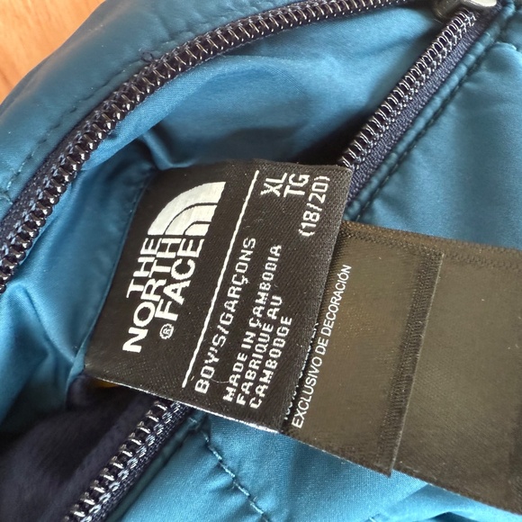 The North Face reversible jacket size kids’ XL (18) - Picture 4 of 4
